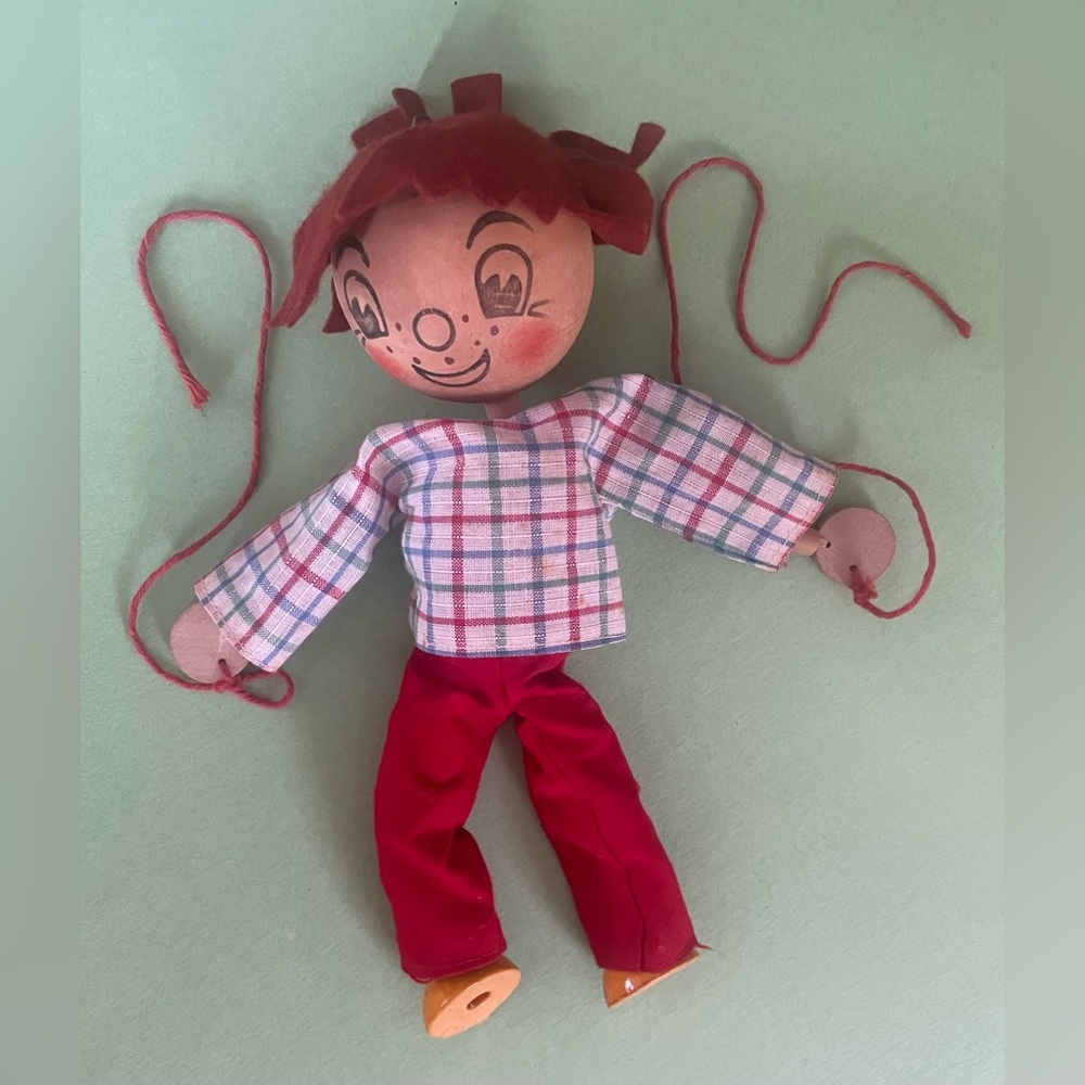 Vintage Wooden Marionette (READ)